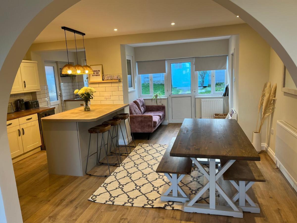 Stones Throw - Stunning House, Mins From Beach And Dogs Welcome Broadstairs Exterior photo