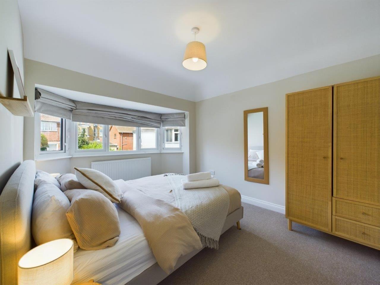 Stones Throw - Stunning House, Mins From Beach And Dogs Welcome Broadstairs Exterior photo